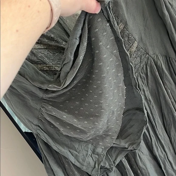 Free People Flowy Blouse - Picture 5 of 13